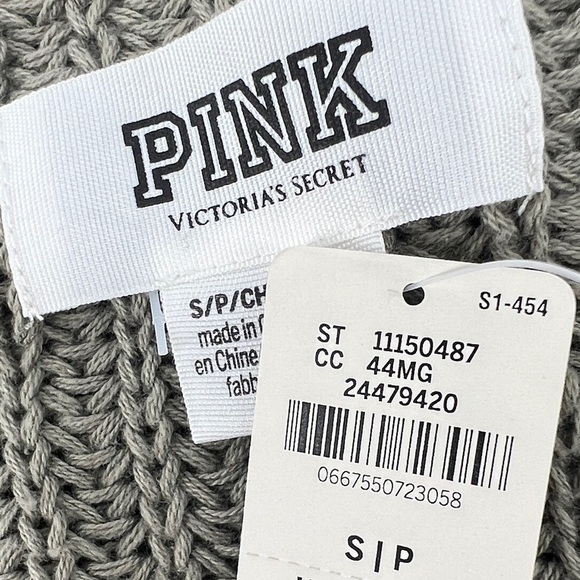 NWT PINK Victoria’s Secret Green Cable Knit V-Neck Sweater Size Small Women’s - Picture 2 of 5